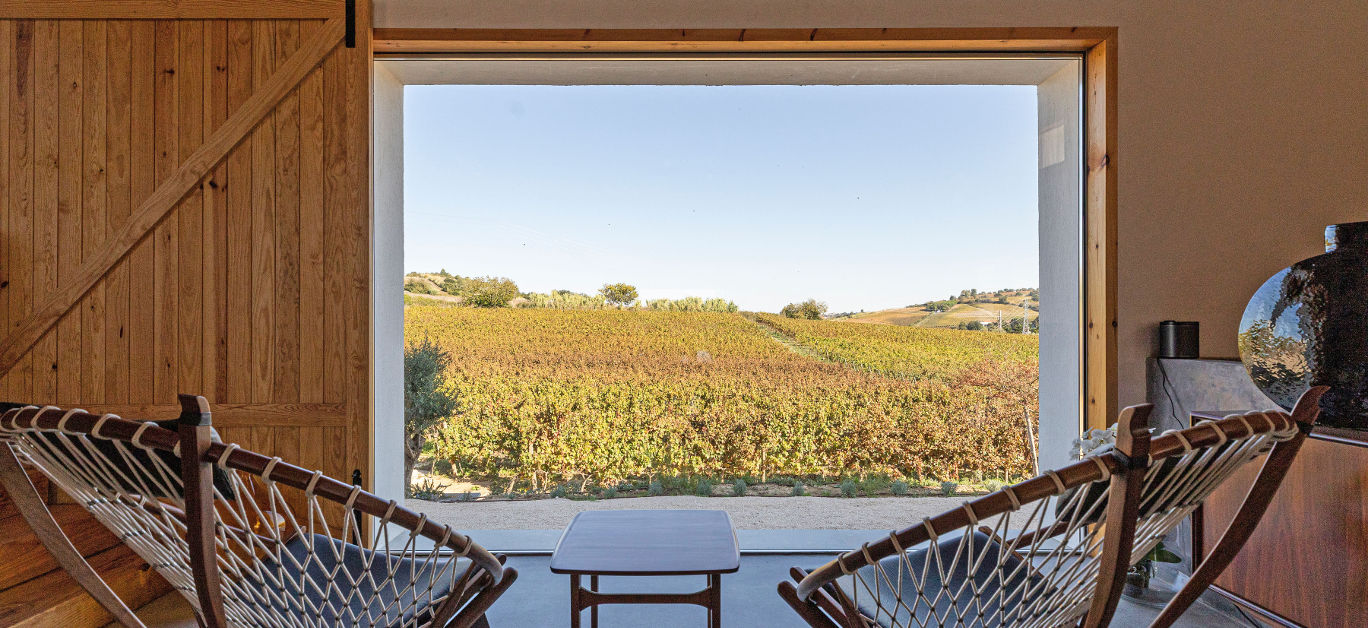 CasaAmaro-INSIDE_LIVING_SITTING-ROOM_7